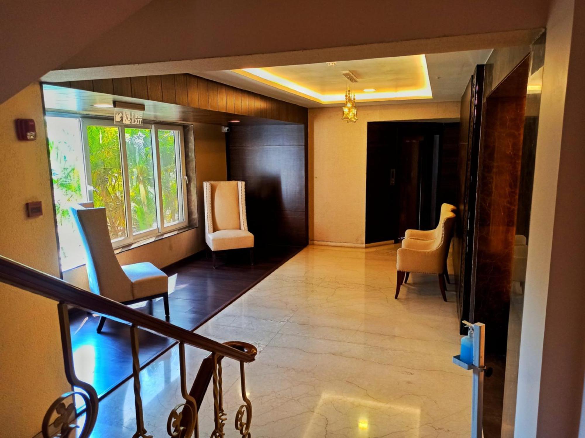 Kailash Parbat Hotel Лонавла Екстер'єр фото